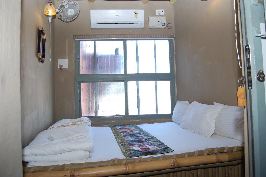Shri Guest House Varanasi Camera foto